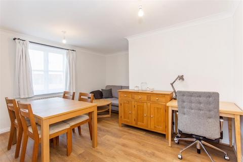 1 bedroom flat for sale, Greencourt House, Stepney Green, E1