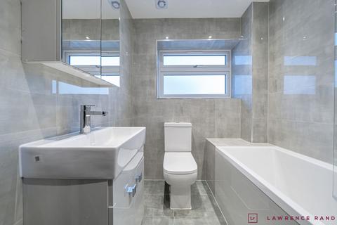 5 bedroom semi-detached house to rent, Shenley Avenue, Ruislip, HA4