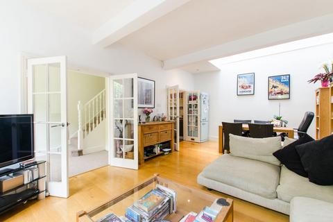 2 bedroom house for sale, Ramsden Road, Balham, London, SW12