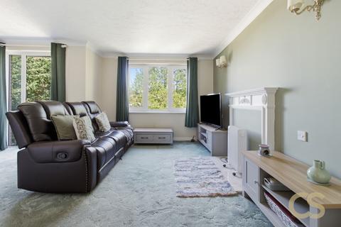 2 bedroom flat for sale, Edwards Court, Turners Hill, Hertfordshire, EN8 8SA