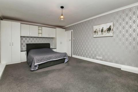 Studio to rent, Mount Radford Crescent, Exeter, EX2
