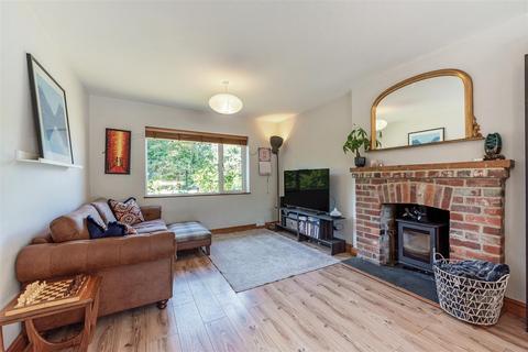 2 bedroom semi-detached house for sale, Sheep Fair, Andover