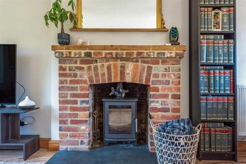 2 bedroom semi-detached house for sale, Sheep Fair, Andover