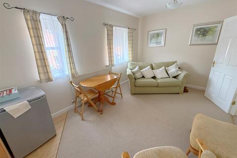 1 bedroom coach house for sale, Bardswell Court, Stratford-upon-Avon