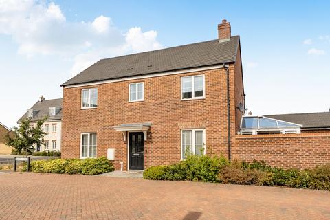 4 bedroom detached house for sale, Austen Avenue, Flitwick, MK45