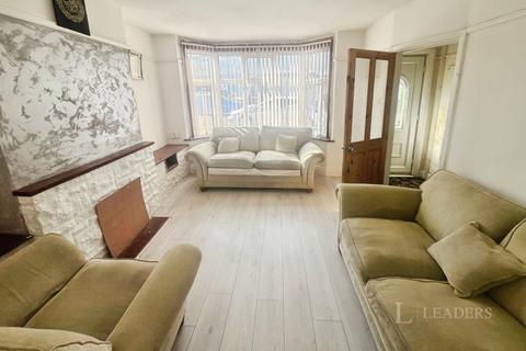 3 bedroom semi-detached house to rent, Waller Avenue, Luton, Bedfordshire, LU4