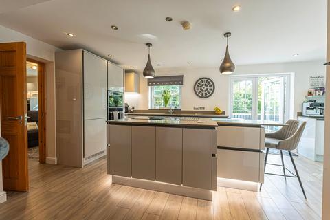 6 bedroom detached house for sale, Ashvale, Tredegar, NP22
