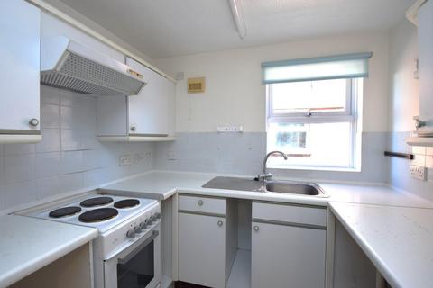 1 bedroom retirement property for sale, Star Road, Eastbourne BN21