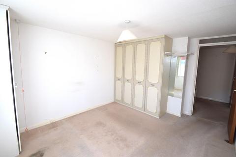 1 bedroom retirement property for sale, Star Road, Eastbourne BN21