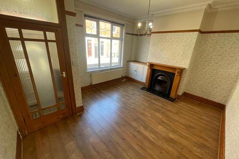 2 bedroom terraced house to rent, Norris Street, Preston