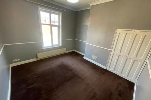 2 bedroom terraced house to rent, Norris Street, Preston