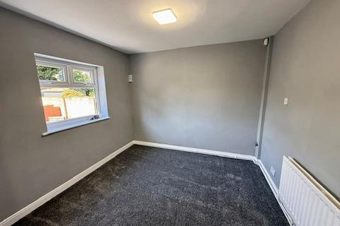 3 bedroom semi-detached house for sale, Alder Grove, Halifax HX2