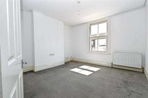1 bedroom flat for sale, Ashford Road, Eastbourne