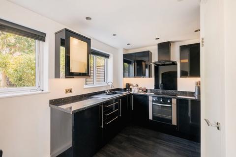 1 bedroom terraced house for sale, Angelica Gardens, Croydon, CR0