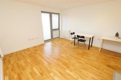 1 bedroom apartment to rent, Brook Road, Borehamwood