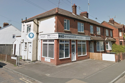 Studio to rent, Springfield Road, Chelmsford CM2