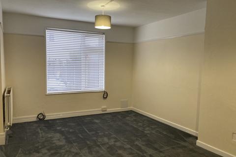 Studio to rent, Springfield Road, Chelmsford CM2