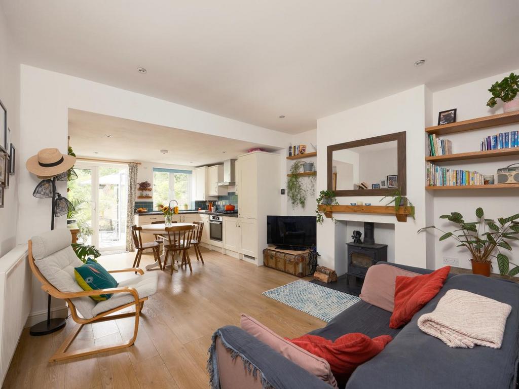 House in Bristol, Lawrence Hill, Redfield - View 3