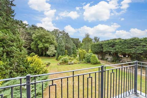 5 bedroom detached house for sale, Hull Place, Sholden, Deal, Kent