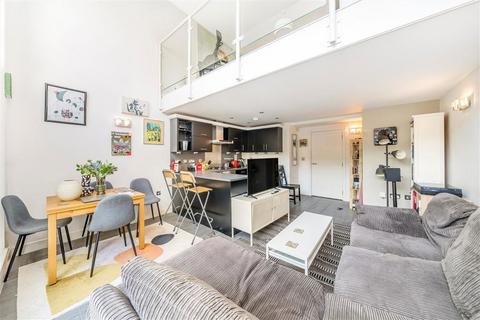 Sanctuary Street, London SE1