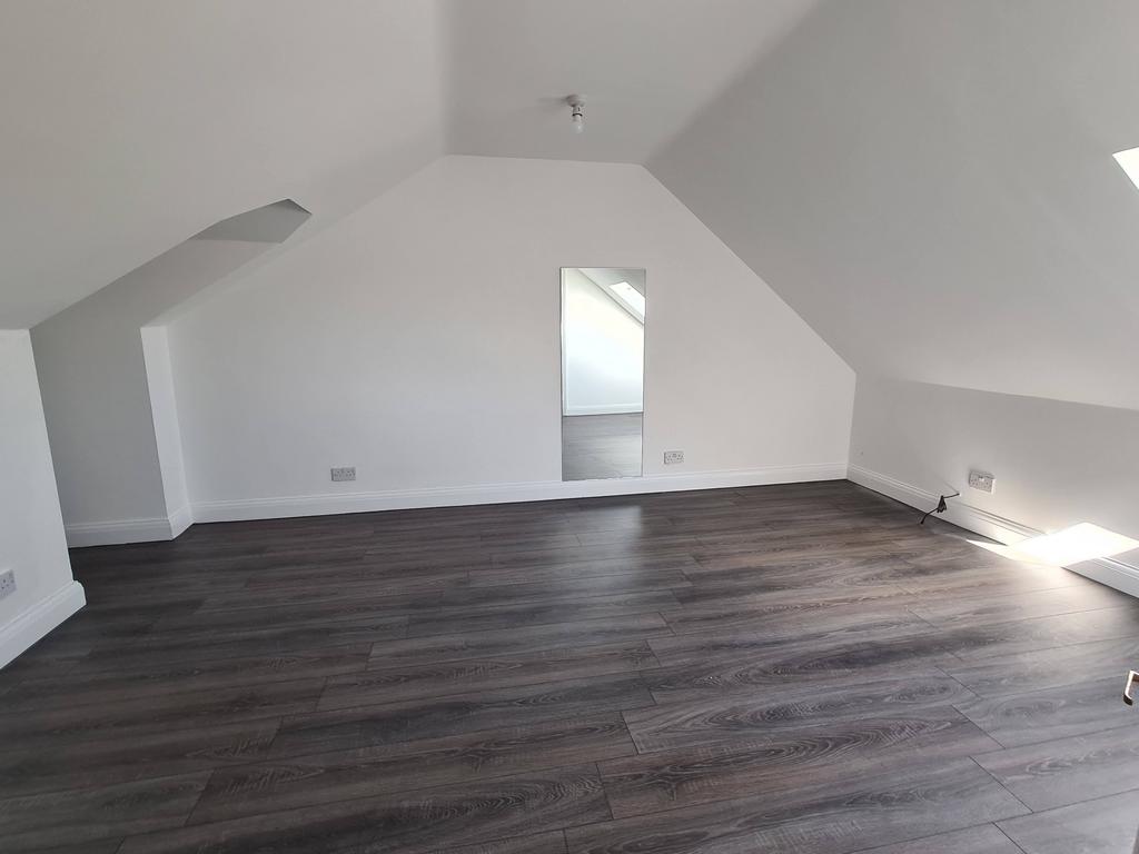 Apartment in Harrow - View 2