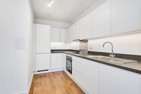 1 bedroom flat to rent, New Road, Dagenham, RM9