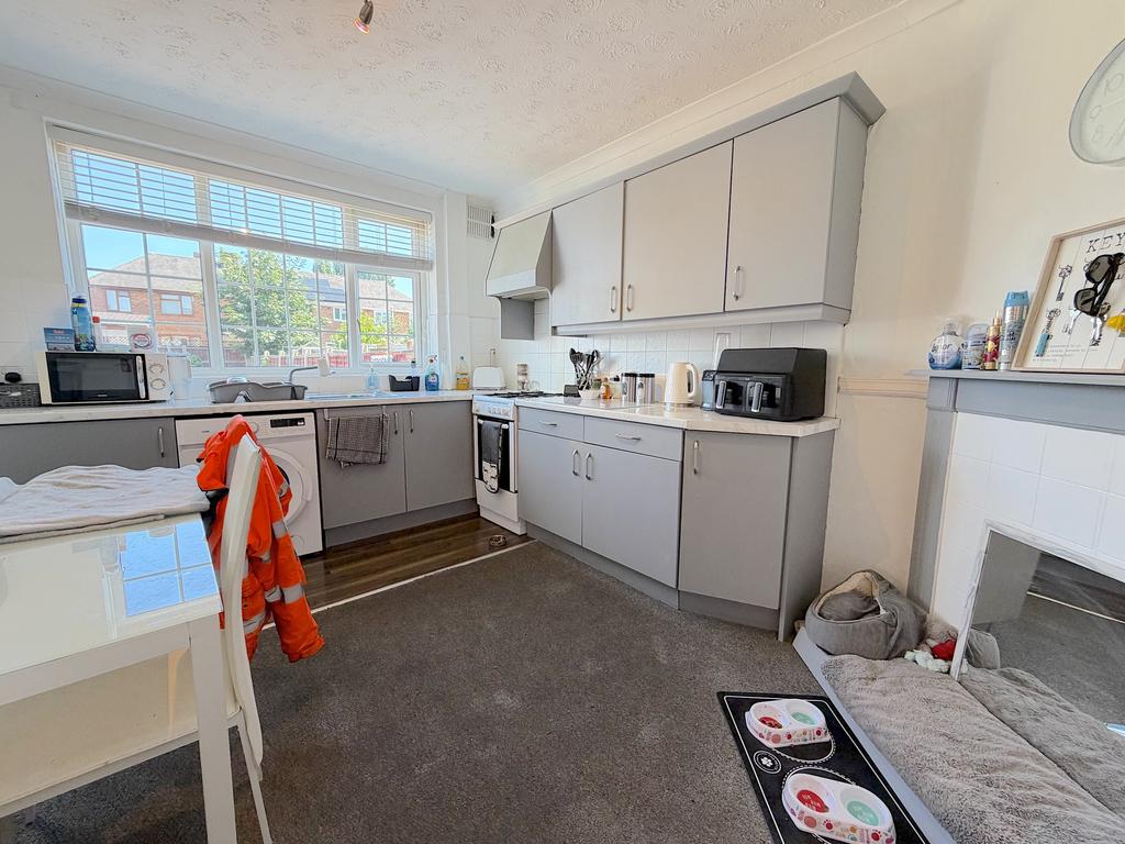 House in Wolverhampton - View 4