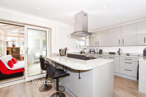 3 bedroom terraced house for sale, Simpson Road, Snodland, Kent