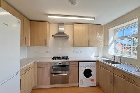 2 bedroom flat to rent, Halberdier Way, Rothwell, NN14