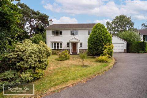 4 bedroom detached house for sale, Green Lane, Buxton