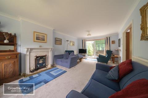 4 bedroom detached house for sale, Green Lane, Buxton