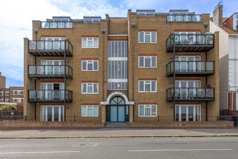 3 bedroom flat for sale, Palm Bay Avenue, Margate, Kent, CT9