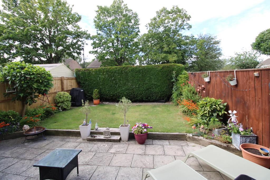 House in Newcastle Upon Tyne - View 3