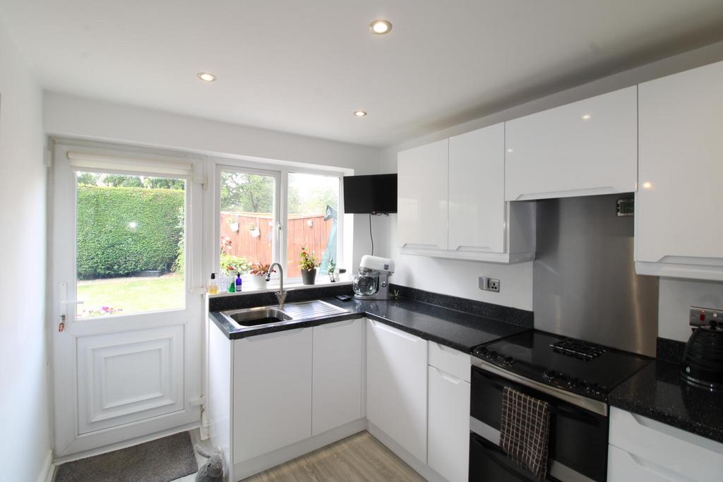 House in Newcastle Upon Tyne - View 6