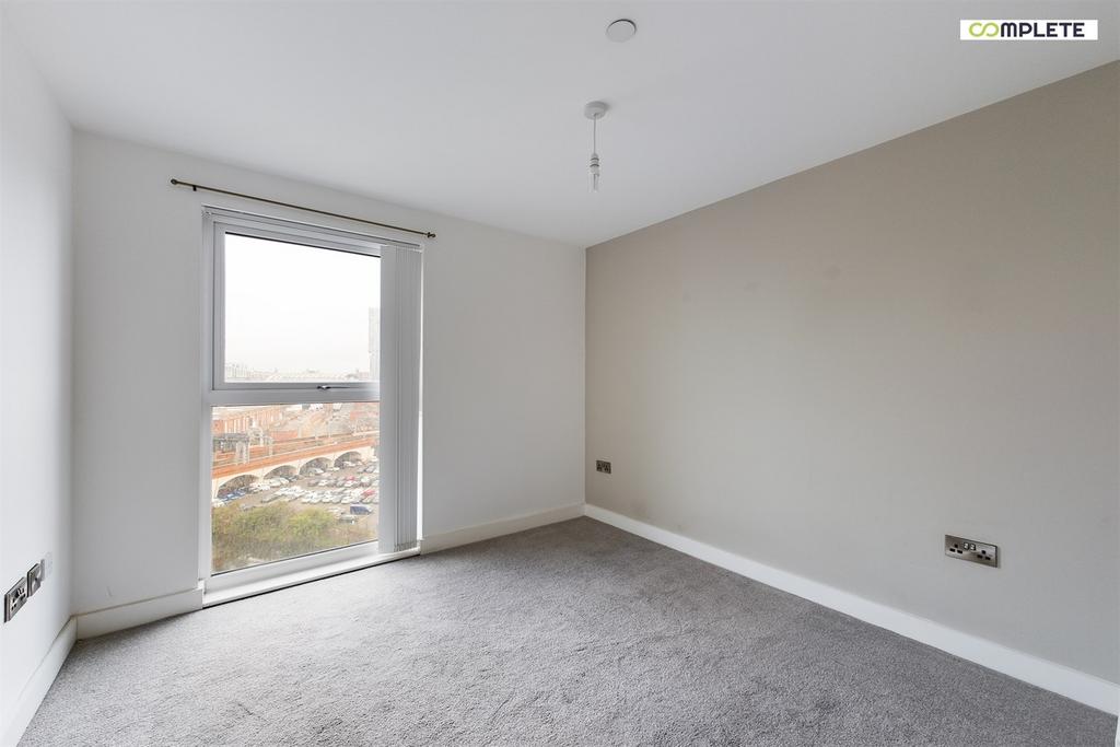 Apartment in Salford, Greater Manchester - More