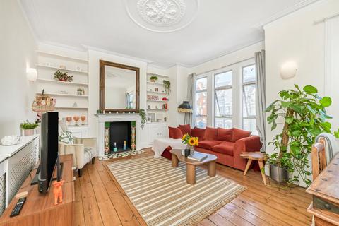 2 bedroom flat to rent, Edgeley Road, Clapham, London, SW4