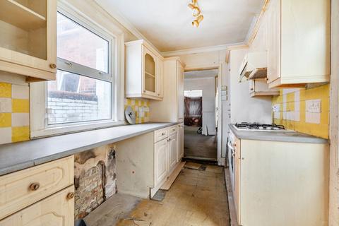 3 bedroom end of terrace house for sale, Belmont Road, Reading, Berkshire