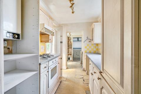 3 bedroom end of terrace house for sale, Belmont Road, Reading, Berkshire