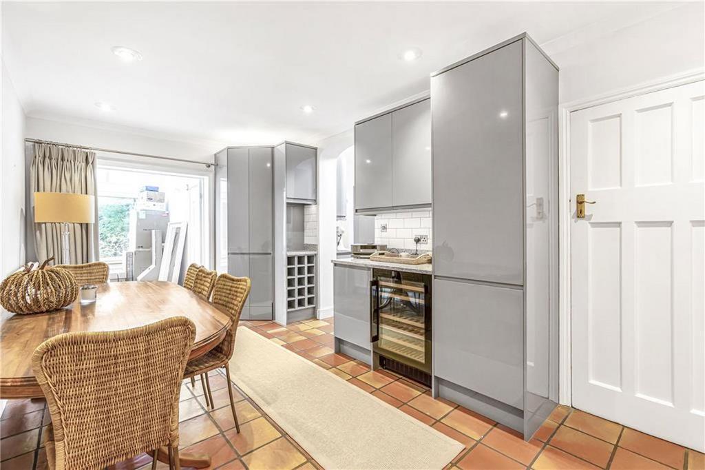 House in London - View 4