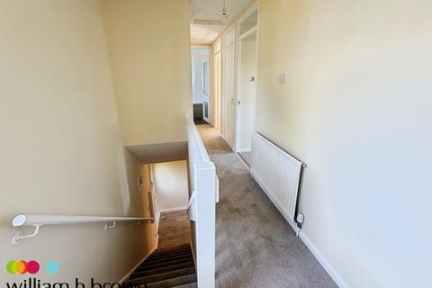 2 bedroom house to rent, Second Avenue, SUDBURY