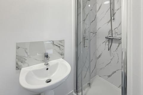 1 bedroom flat to rent, High Street, Southend-on-sea, SS1 1