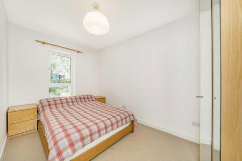 3 bedroom terraced house for sale, Eleanor Close, London SE16