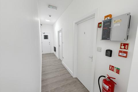 1 bedroom flat to rent, High Street, Southend-on-sea, SS1 1