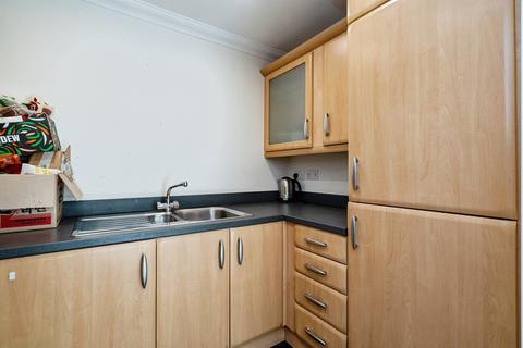 2 bedroom ground floor flat for sale, Tolye Road, Norwich
