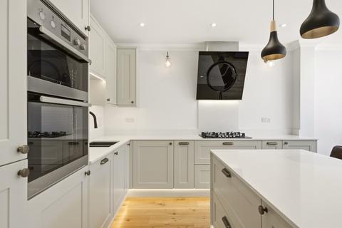 5 bedroom semi-detached house to rent, Burston Drive, St. Albans AL2
