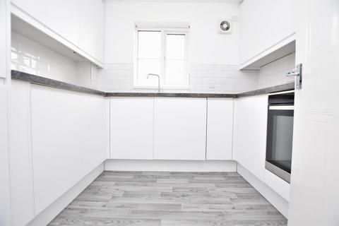 2 bedroom flat for sale, Ridley Close, Barking, IG11