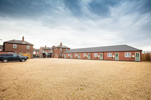 1 bedroom flat to rent, Huntingtower Road, Grantham NG31