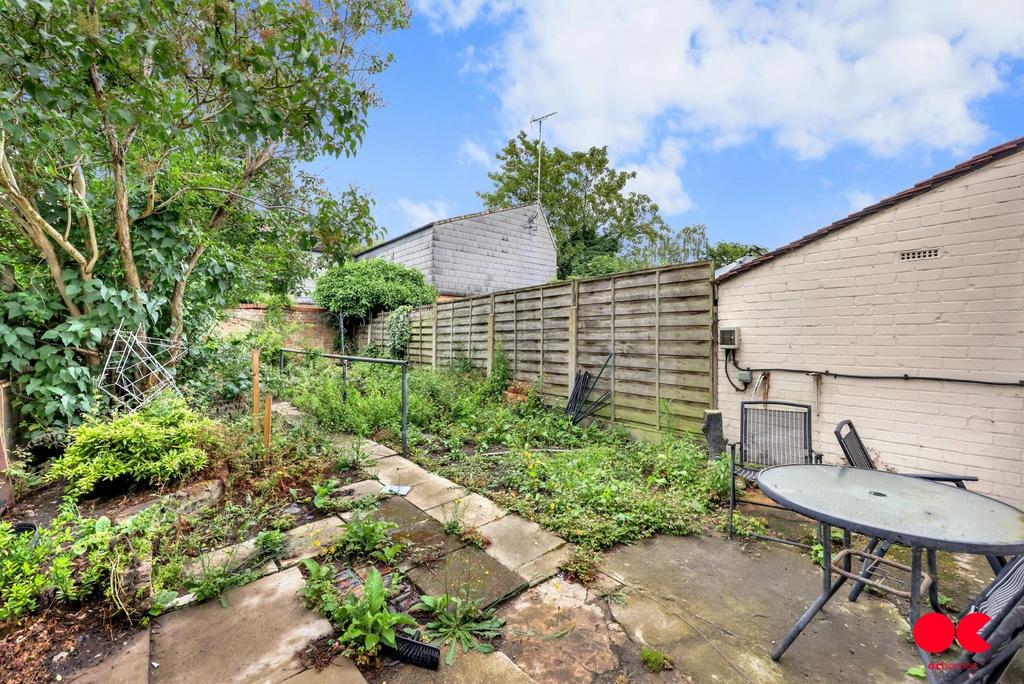 House in London - View 4