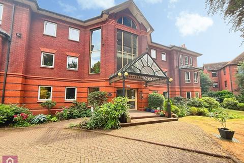 undefined, Dunham Road, Altrincham, Greater Manchester, WA14