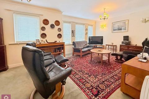 undefined, Dunham Road, Altrincham, Greater Manchester, WA14